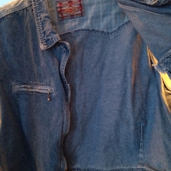 Forever Classic Revolt Sleeveless Jean Jacket/Vest - Picture 2 of 3